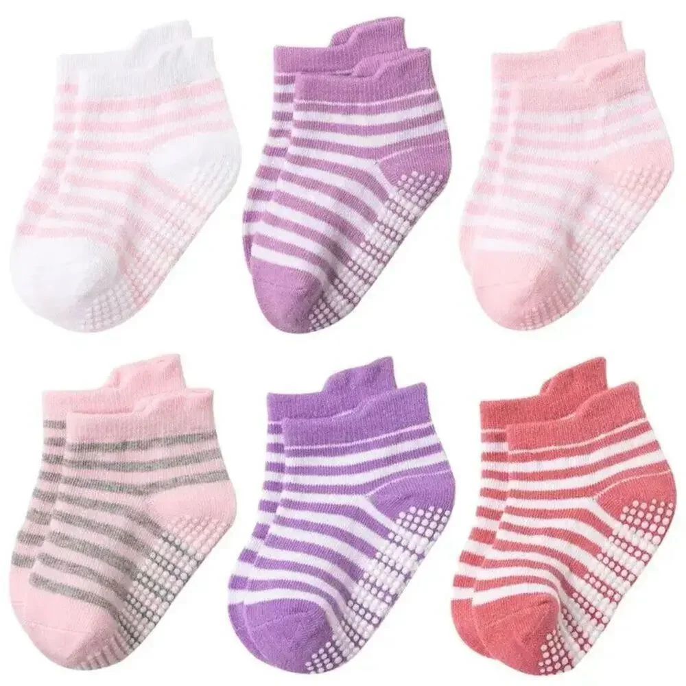 New bundle lot 6 pair kids socks 3-5 Large